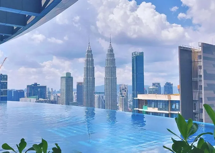 Eaton Residence Klcc Skyline