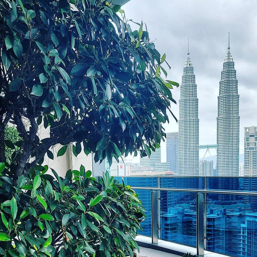 Eaton Klcc Skyline