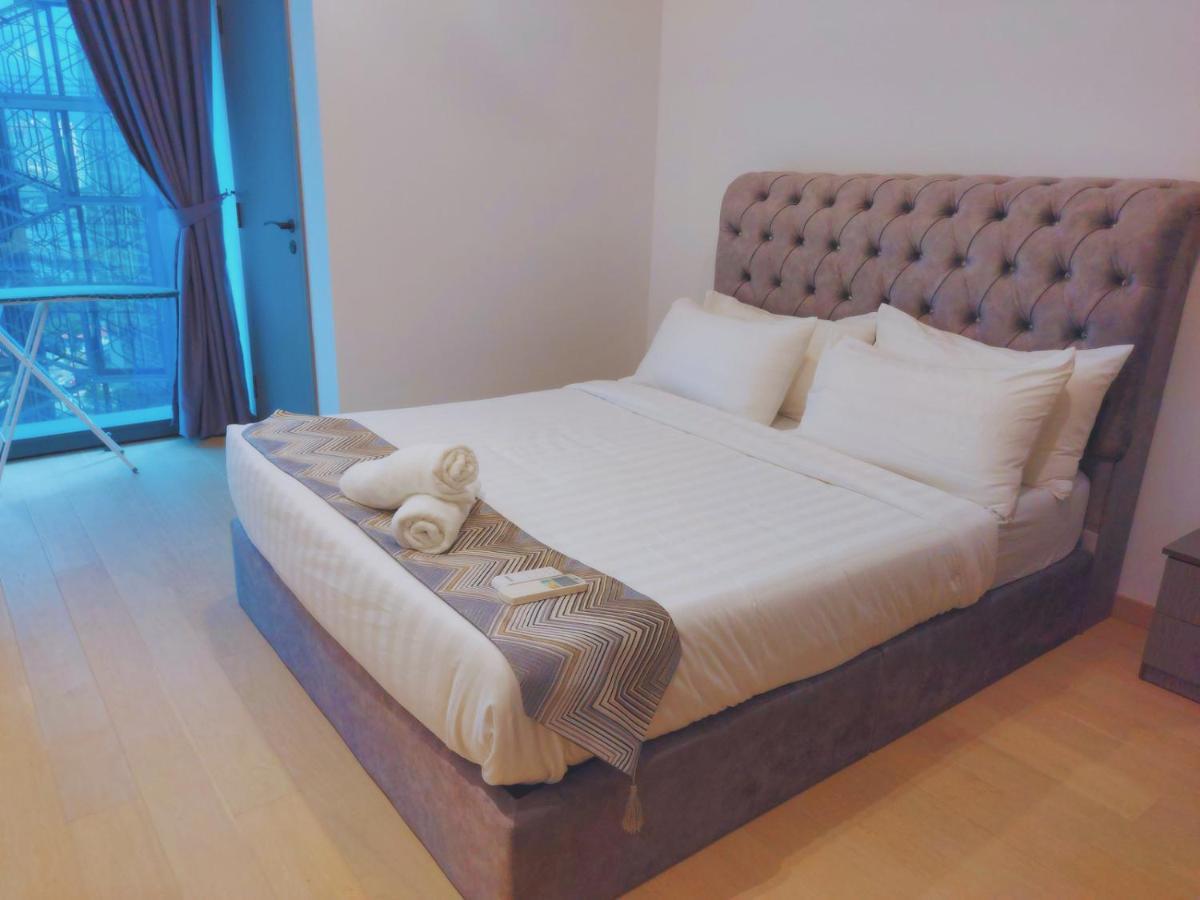 Eaton Klcc Skyline Apartamento *